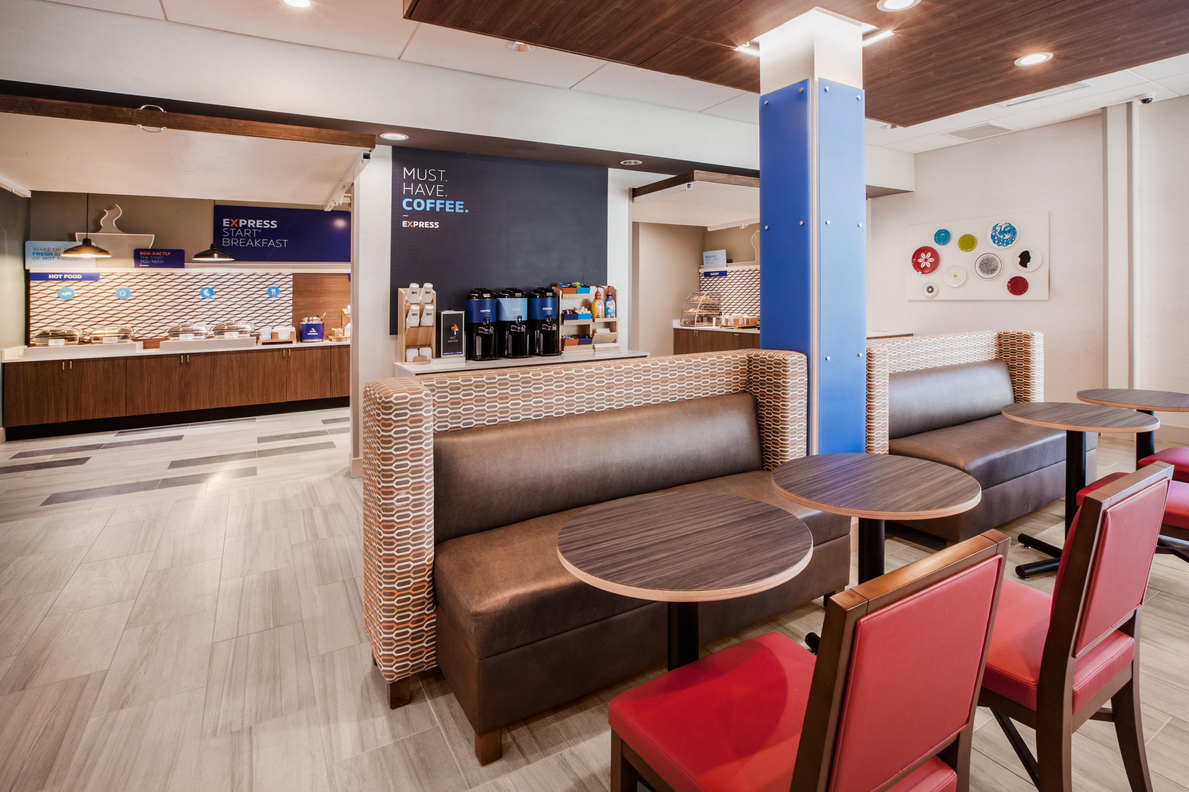 Holiday Inn Express & Suites - Lancaster - Mount Joy By Ihg Exterior photo