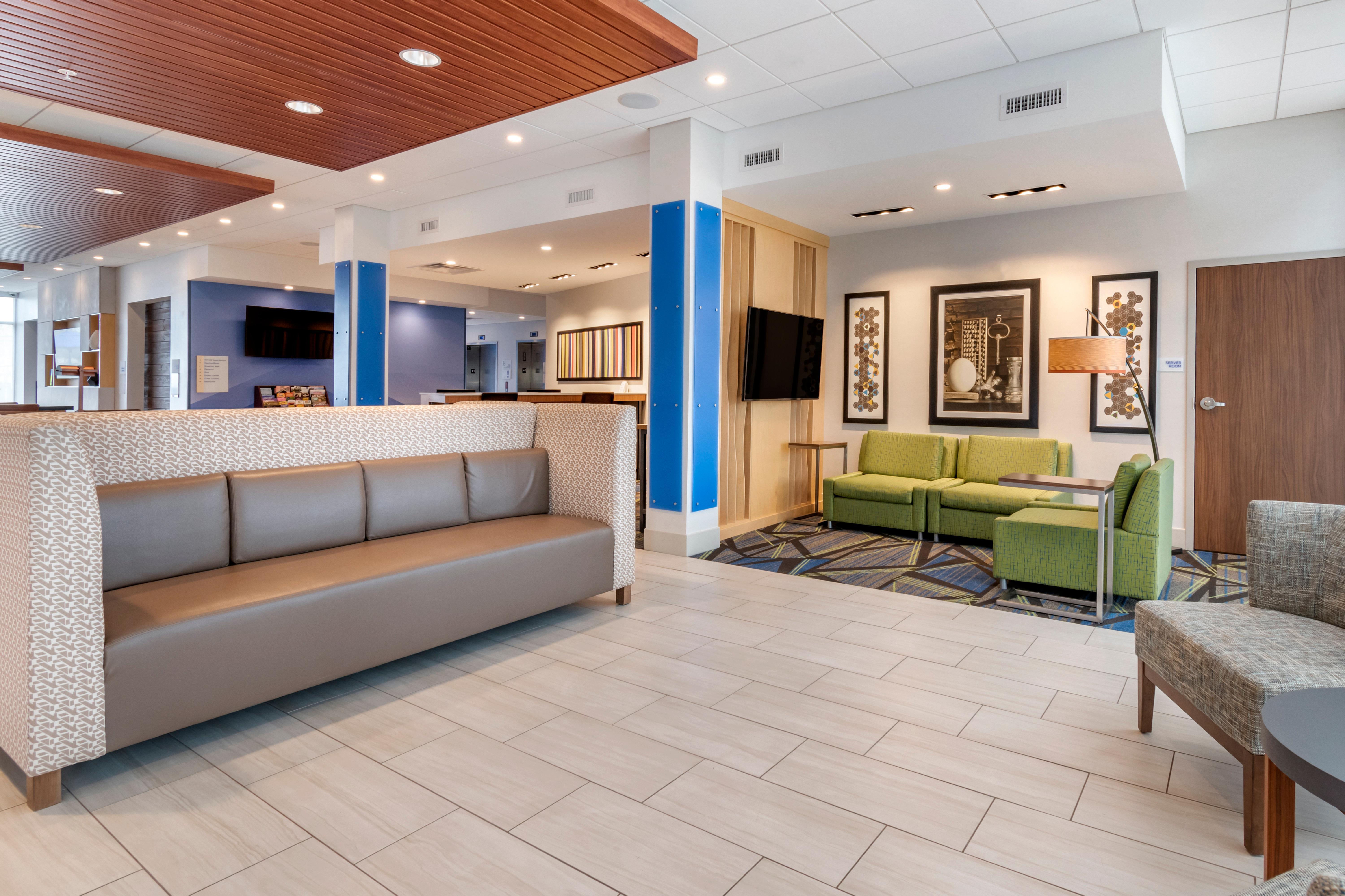 Holiday Inn Express & Suites - Lancaster - Mount Joy By Ihg Exterior photo